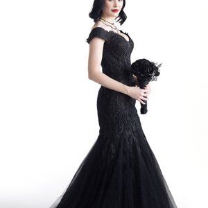 Elegant Black Wedding Dress